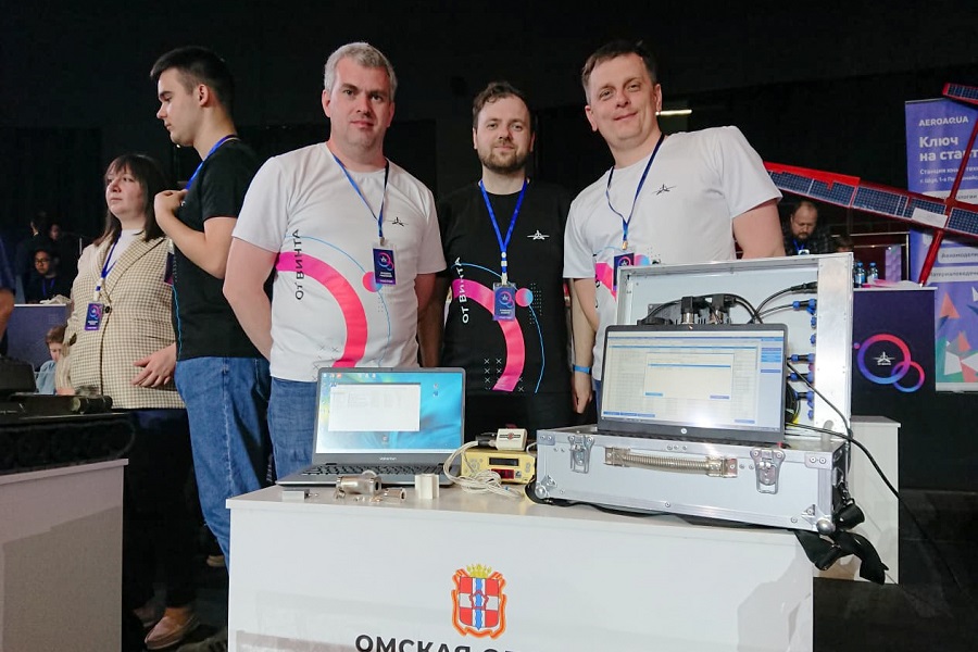 ОмГТУ представил Омский регион на Международном фестивале «От Винта!» в Сочи ОмГТУ представил Омский регион на Международном фестивале «От Винта!» в Сочи
