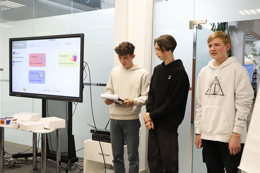 Технический университет подвел итоги третьей проектной школы Предуниверсария Технический университет подвел итоги третьей проектной школы Предуниверсария