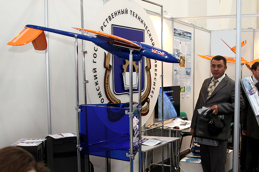 Ученые ОмГТУ создали беспилотник для экстремальных полетов в Арктике Ученые ОмГТУ создали беспилотник для экстремальных полетов в Арктике