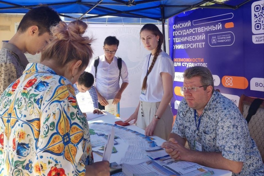 Омский политех представил образовательные программы на международной выставке в Узбекистане Омский политех представил образовательные программы на международной выставке в Узбекистане