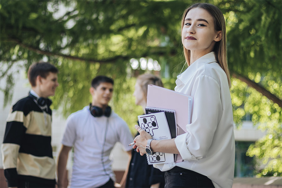 Гайд для первокурсника: что нужно знать до начала учебного года Гайд для первокурсника: что нужно знать до начала учебного года