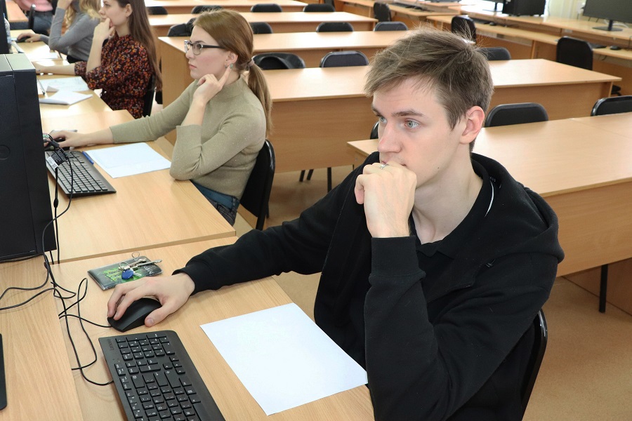 Выпускники политеха получат до 8 дополнительных баллов при поступлении в магистратуру ОмГТУ Выпускники политеха получат до 8 дополнительных баллов при поступлении в магистратуру ОмГТУ