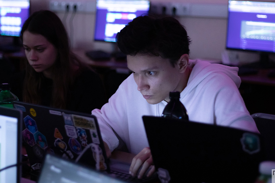 Миссия – остановить киберпреступность: вуз провел турнир по кибербезопасности Миссия – остановить киберпреступность: вуз провел турнир по кибербезопасности