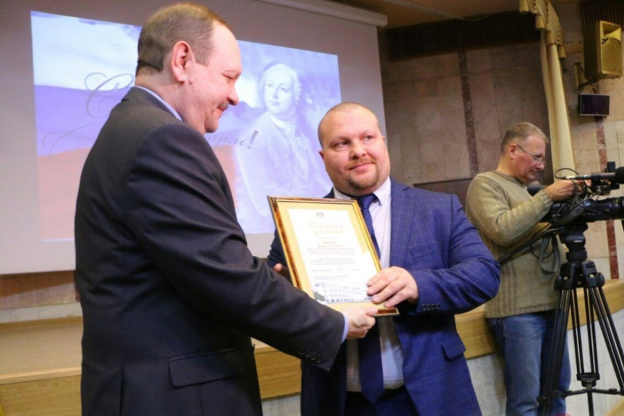 Деятельность научных сотрудников ОмГТУ отмечена на региональном уровне Деятельность научных сотрудников ОмГТУ отмечена на региональном уровне