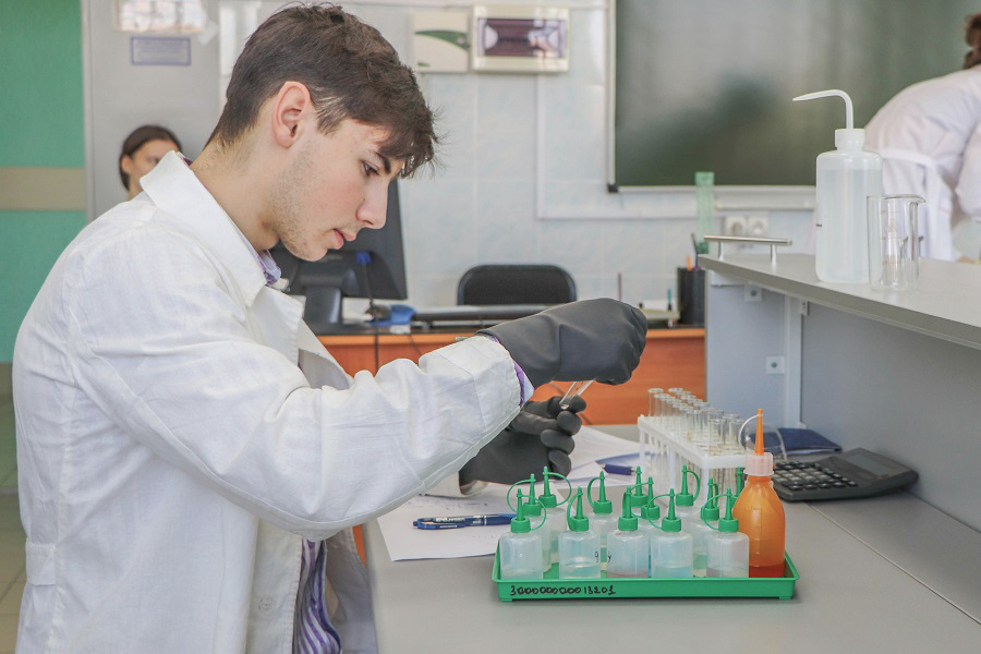 В ОмГТУ открыт набор на подготовительные курсы для школьников В ОмГТУ открыт набор на подготовительные курсы для школьников