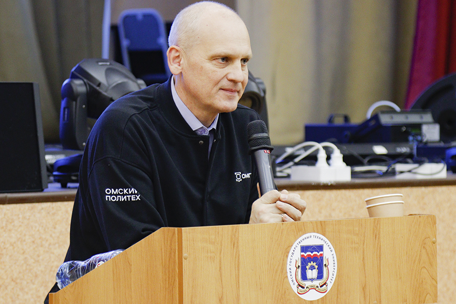 Студенты технического университета пообщались с главой вуза Студенты технического университета пообщались с главой вуза