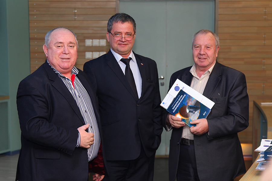 Снижение космических рисков - инженерная задача Снижение космических рисков - инженерная задача