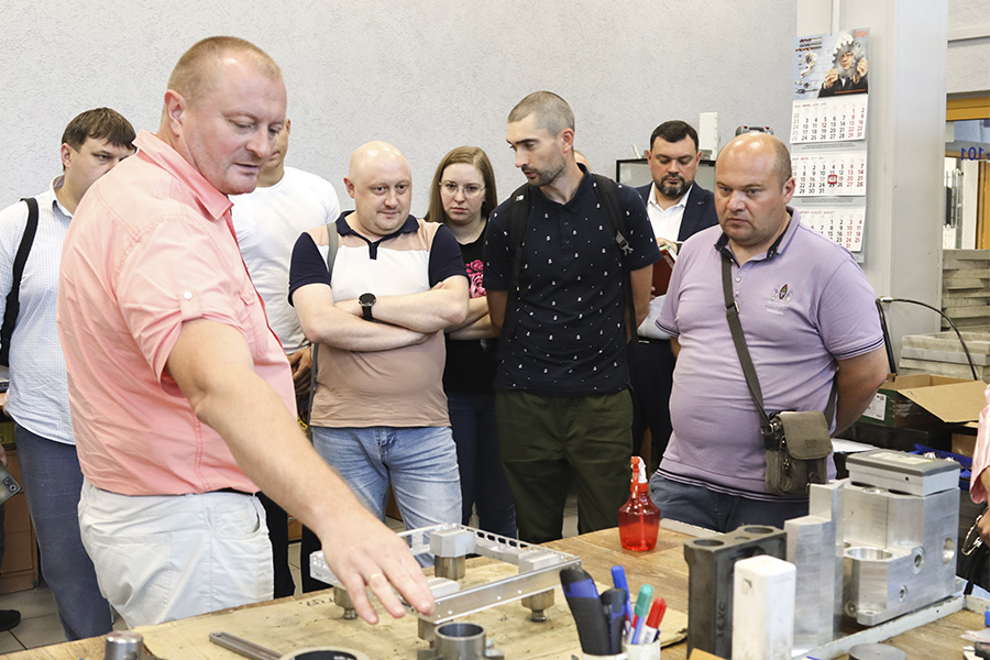 Передовая инженерная школа политеха налаживает взаимодействие с региональными предприятиями Передовая инженерная школа политеха налаживает взаимодействие с региональными предприятиями