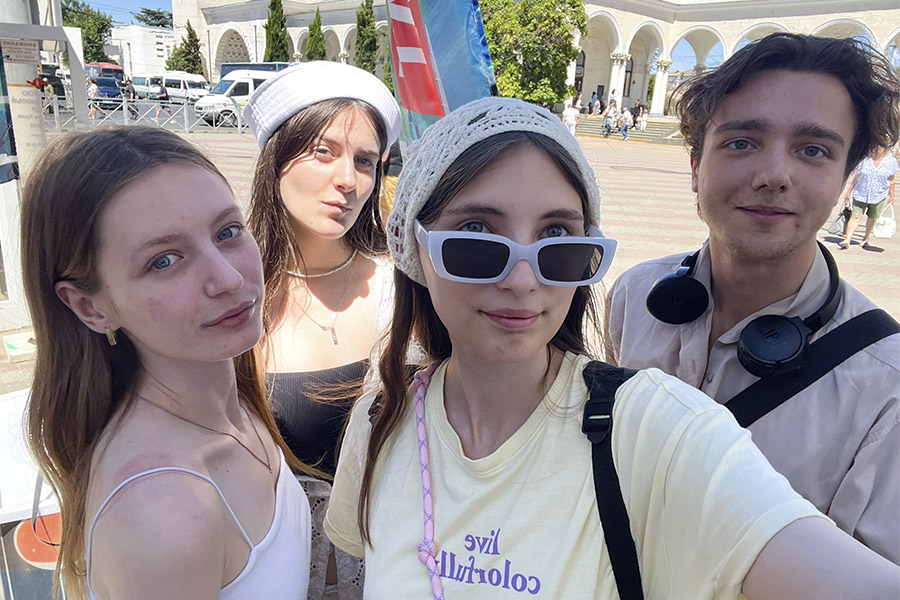 Политехники побывали на крупнейшем Фестивале молодого искусства «Таврида.АРТ» Политехники побывали на крупнейшем Фестивале молодого искусства «Таврида.АРТ»