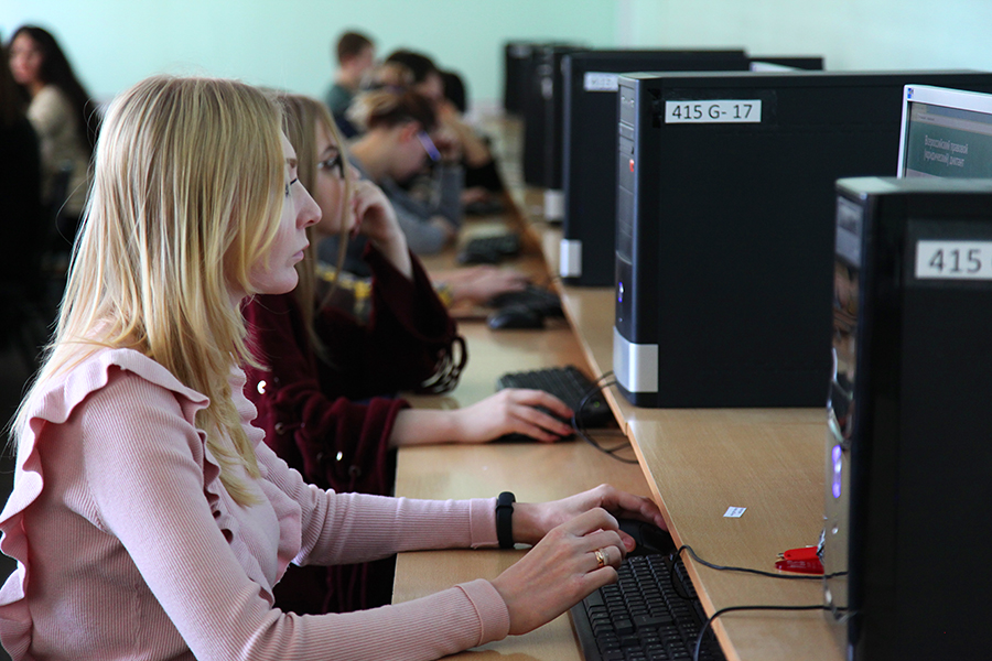 Более 70 человек написали юридический диктант в ОмГТУ Более 70 человек написали юридический диктант в ОмГТУ