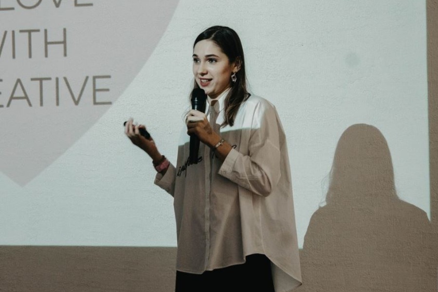 Омская Арт-резиденция продолжает обучать омичей предпринимательскому мышлению Омская Арт-резиденция продолжает обучать омичей предпринимательскому мышлению