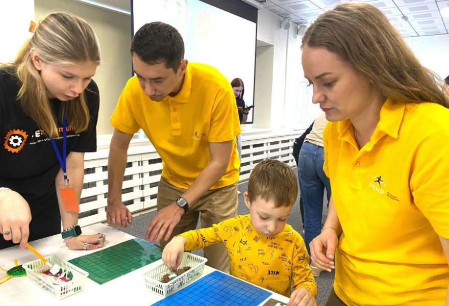 В вузе прошел инженерный чемпионат для дошкольников В вузе прошел инженерный чемпионат для дошкольников