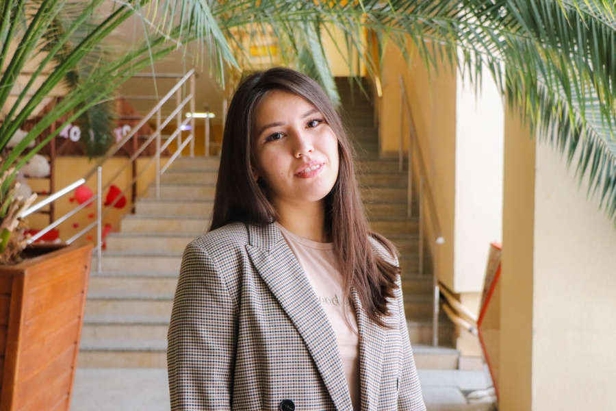 «Учиться в аспирантуре и работать – бесценно. Мне очень повезло»: аспирантка об обучении в политехе «Учиться в аспирантуре и работать – бесценно. Мне очень повезло»: аспирантка об обучении в политехе