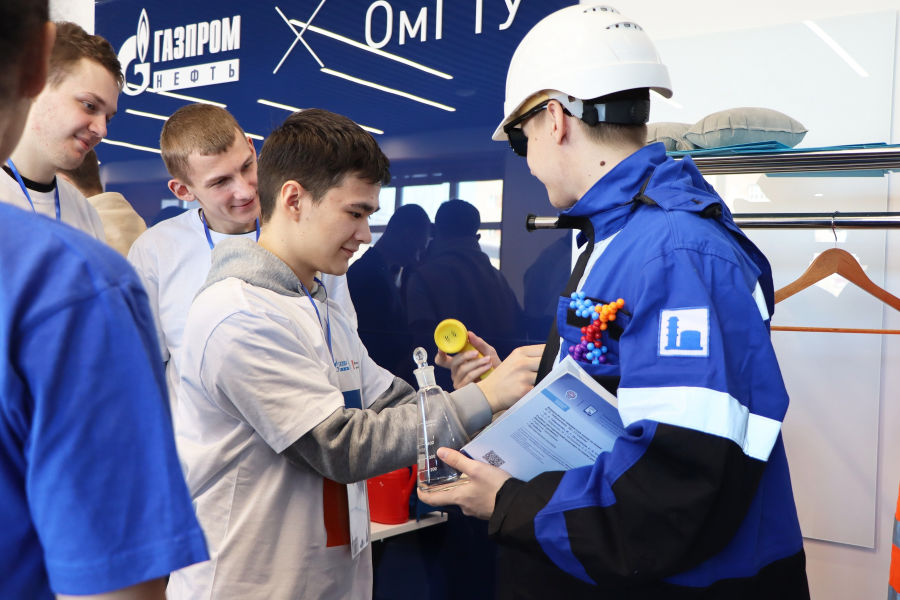 В политехе прошел нетворкинг, посвященный нефтепереработке В политехе прошел нетворкинг, посвященный нефтепереработке