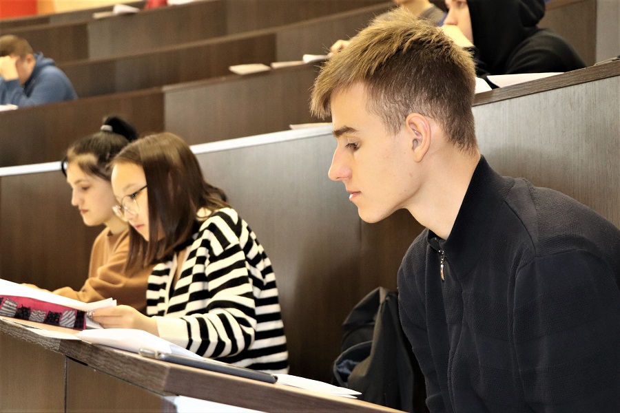 ОмГТУ выступил площадкой для проведения Географического диктанта ОмГТУ выступил площадкой для проведения Географического диктанта