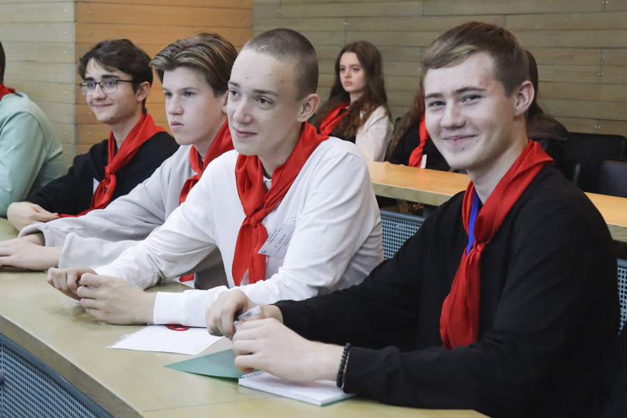 В политехе стартовал новый сезон региональных профильных смен «Сириус 55» В политехе стартовал новый сезон региональных профильных смен «Сириус 55»