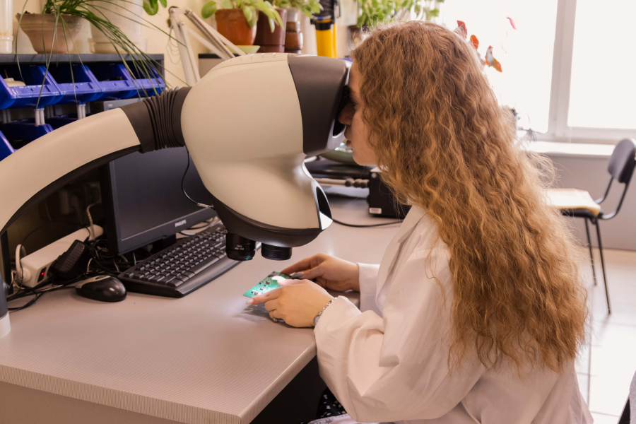 Студенты и аспиранты технического университета вошли в число победителей конкурса на стипендию Правительства РФ Студенты и аспиранты технического университета вошли в число победителей конкурса на стипендию Правительства РФ