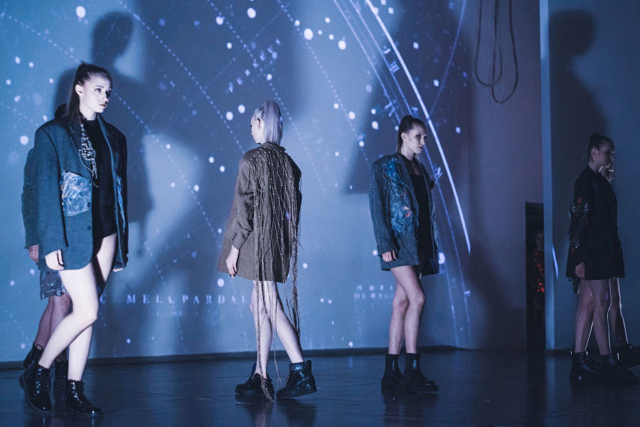 Театр мод OBRAZ стал лучшим студенческим театральным коллективом в Сибирском федеральном округе Театр мод OBRAZ стал лучшим студенческим театральным коллективом в Сибирском федеральном округе