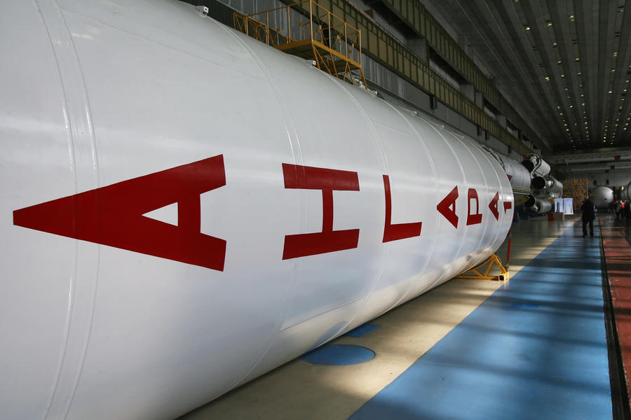 Создатель ракеты-носителя «Ангара» откроет в омской школе ракетно-космический класс Создатель ракеты-носителя «Ангара» откроет в омской школе ракетно-космический класс