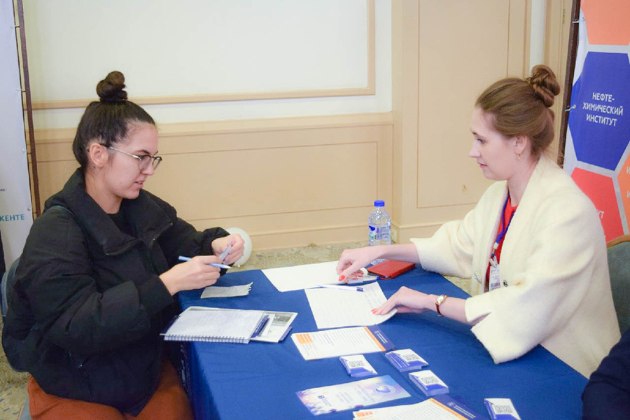 ОмГТУ стал участником международной выставки в Ташкенте ОмГТУ стал участником международной выставки в Ташкенте