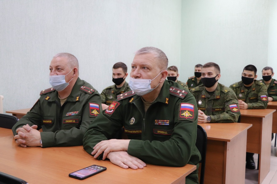 В Омском политехе обсудили вопросы развития военного образования В Омском политехе обсудили вопросы развития военного образования