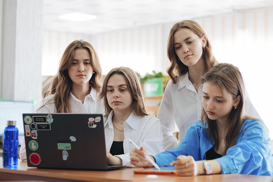 14 команд вуза выиграли гранты размером 1 млн рублей на реализацию своих стартапов 14 команд вуза выиграли гранты размером 1 млн рублей на реализацию своих стартапов