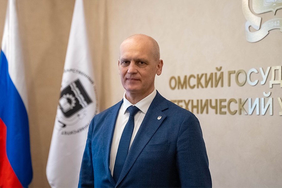 И. о. ректора ОмГТУ Павел Корчагин поздравляет с Новым годом И. о. ректора ОмГТУ Павел Корчагин поздравляет с Новым годом