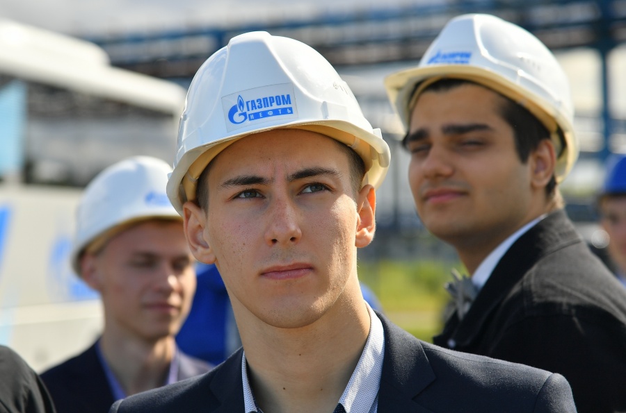 ОмГТУ реализовывает совместные проекты с компанией «Газпром нефть» ОмГТУ реализовывает совместные проекты с компанией «Газпром нефть»