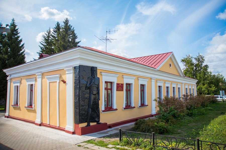 ОмГТУ разработает литературные экскурсии в Омске ОмГТУ разработает литературные экскурсии в Омске