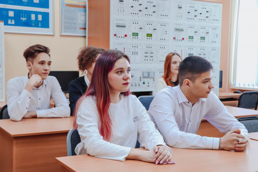 ОмГТУ объявляет конкурс на разработку онлайн-курсов повышения квалификации ОмГТУ объявляет конкурс на разработку онлайн-курсов повышения квалификации