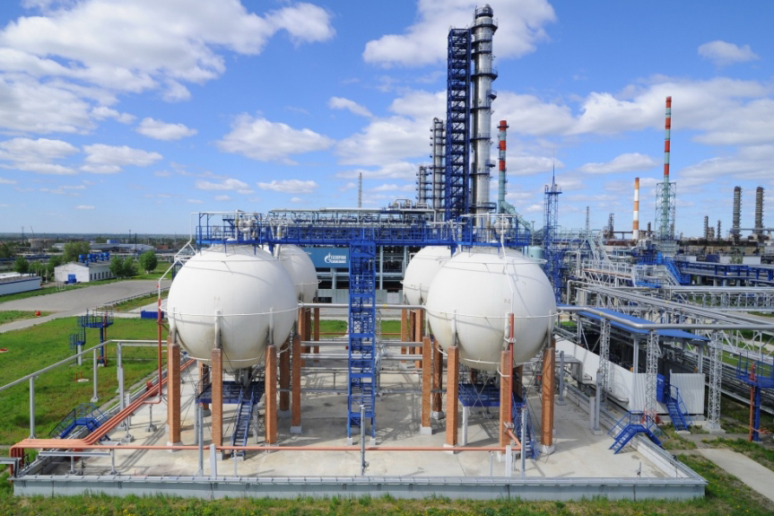 Омский НПЗ сохранил лидерство по объемам нефтепереработки в РФ Омский НПЗ сохранил лидерство по объемам нефтепереработки в РФ