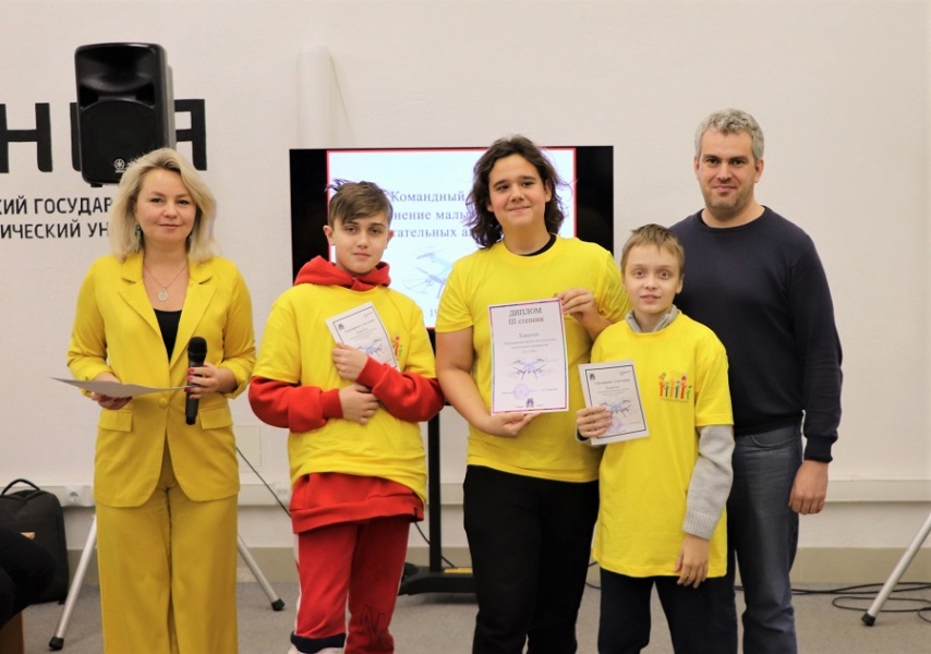 В Омском политехе подведены итоги командного хакатона для школьников В Омском политехе подведены итоги командного хакатона для школьников