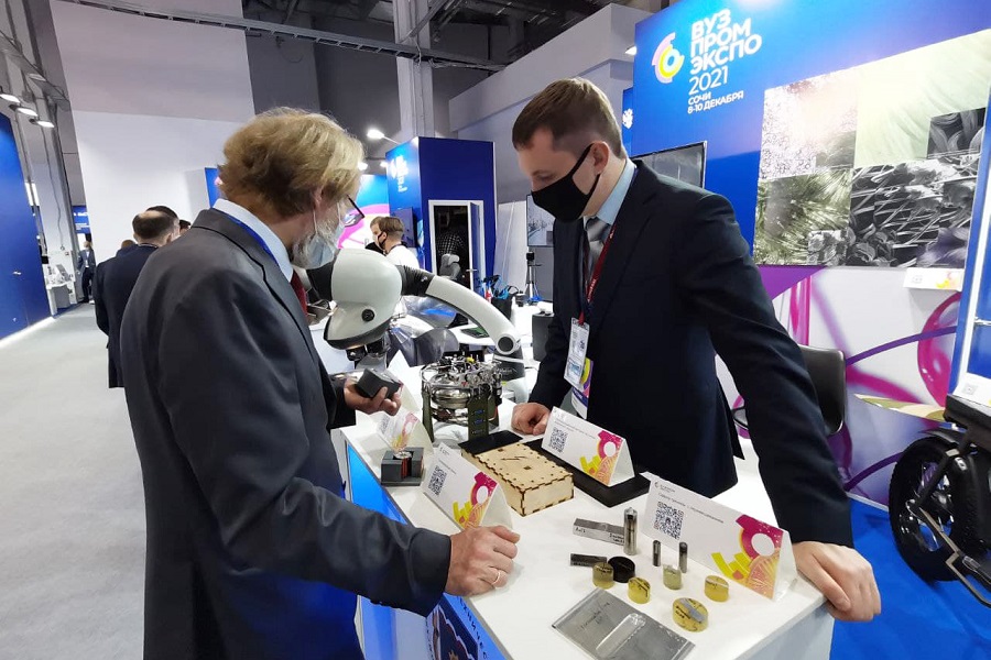 ОмГТУ представил научные разработки на крупной выставке «Вузпромэкспо-2021» ОмГТУ представил научные разработки на крупной выставке «Вузпромэкспо-2021»