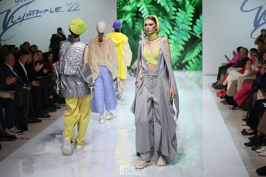 Студентки ОмГТУ – победители конкурса «Сибирский кутюрье» Студентки ОмГТУ – победители конкурса «Сибирский кутюрье»