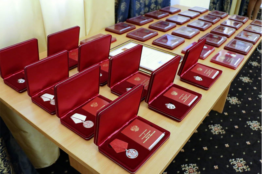 Указом Президента России ученые ОмГТУ удостоены почетных званий Указом Президента России ученые ОмГТУ удостоены почетных званий