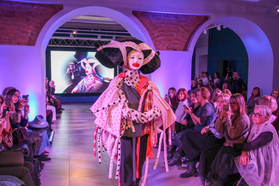 Омская Арт-резиденция объявила сбор заявок на IX Всероссийский фестиваль дизайна и искусств «Сибирская этника» Омская Арт-резиденция объявила сбор заявок на IX Всероссийский фестиваль дизайна и искусств «Сибирская этника»