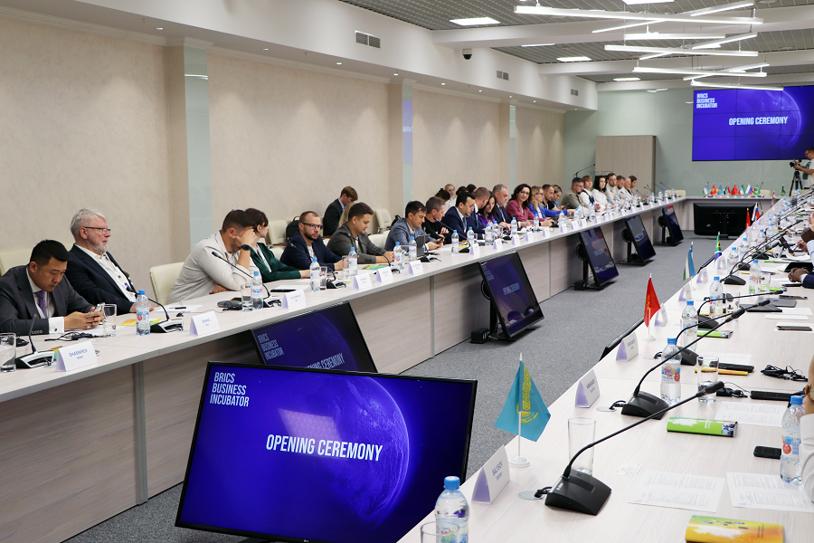 Омский политех объединит предпринимателей стран БРИКС: в Омске стартовал бизнес-инкубатор Омский политех объединит предпринимателей стран БРИКС: в Омске стартовал бизнес-инкубатор