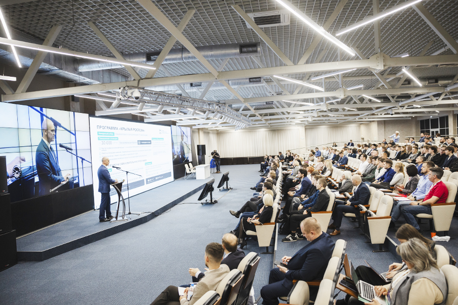 Стартовал промышленный форум «Технологический и кадровый суверенитет отечественного машиностроения» Стартовал промышленный форум «Технологический и кадровый суверенитет отечественного машиностроения»