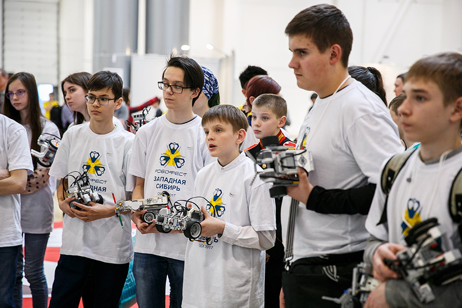 Призеры соревнований «Робофест – Западная Сибирь 2018» получат преференции для поступления в ОмГТУ Призеры соревнований «Робофест – Западная Сибирь 2018» получат преференции для поступления в ОмГТУ