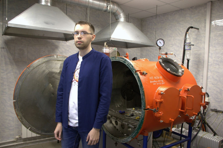 Студенты технического университета создают микродвигатель для космических спутников Студенты технического университета создают микродвигатель для космических спутников