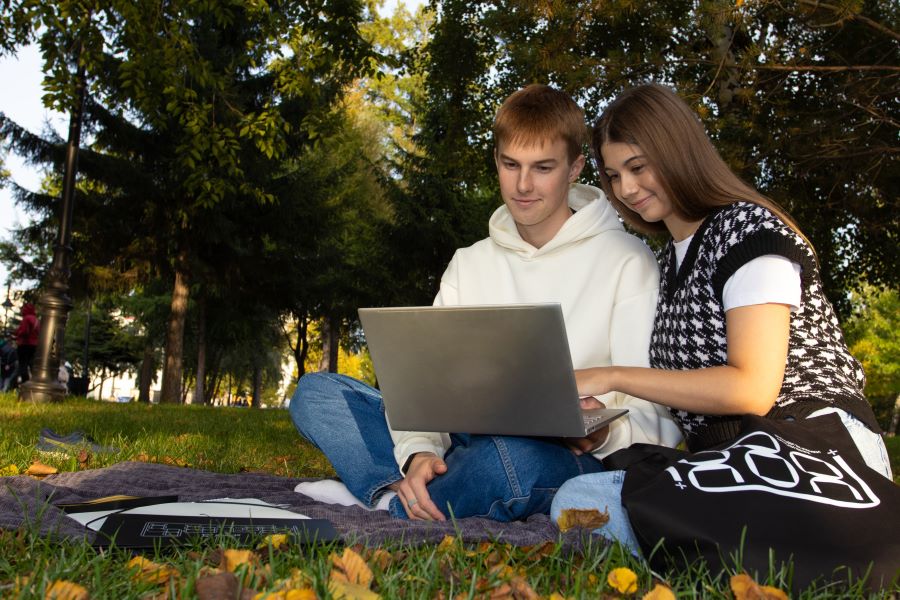 Первокурсники политеха готовились к ЕГЭ с ОмГТУ Первокурсники политеха готовились к ЕГЭ с ОмГТУ