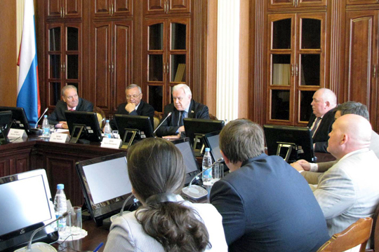 С. Попов обсудил с ректорами омских вузов развитие образования С. Попов обсудил с ректорами омских вузов развитие образования