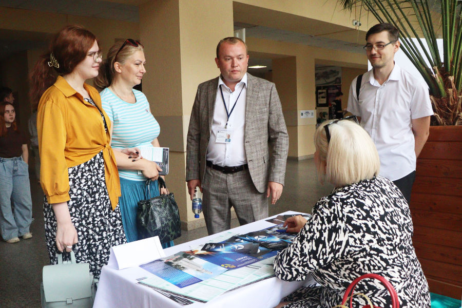 В Омском политехе прошла Ярмарка целевых мест В Омском политехе прошла Ярмарка целевых мест