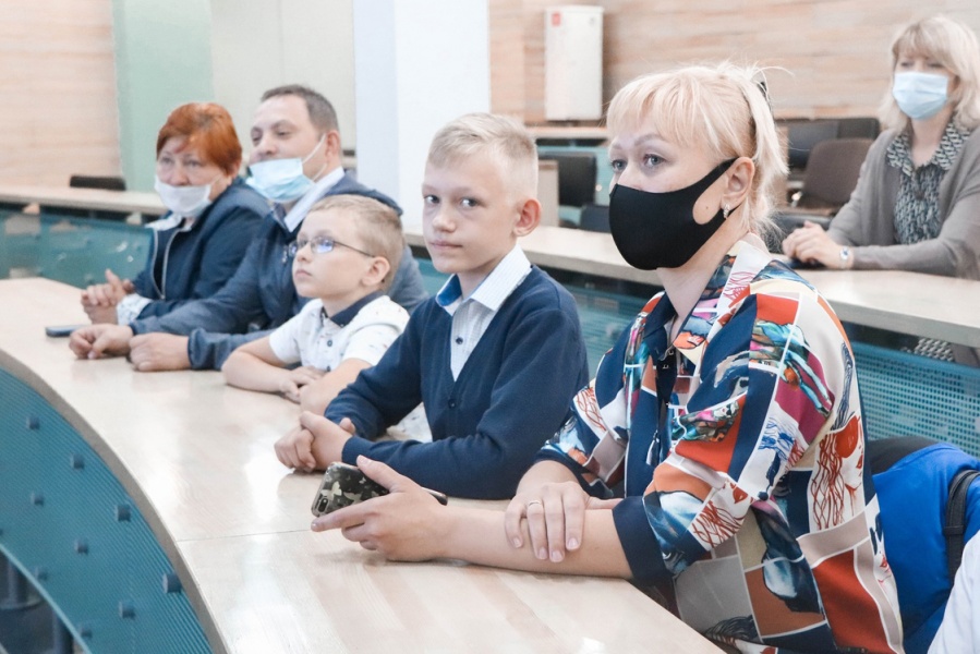 Ранняя профориентация младших школьников: в ОмГТУ определены победители олимпиады «От звездочек – к звездам» Ранняя профориентация младших школьников: в ОмГТУ определены победители олимпиады «От звездочек – к звездам»