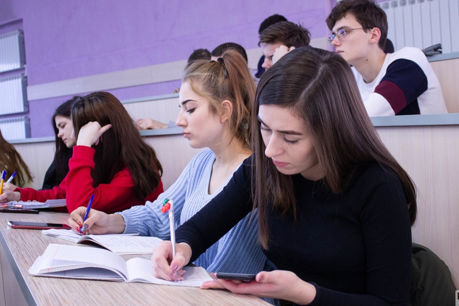 В ОмГТУ стартовал набор на программы профессиональной переподготовки В ОмГТУ стартовал набор на программы профессиональной переподготовки