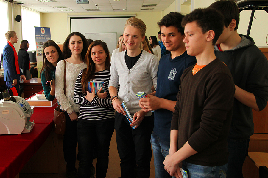 Ярмарка образовательных услуг «Выбор за тобой» в ОмГТУ Ярмарка образовательных услуг «Выбор за тобой» в ОмГТУ