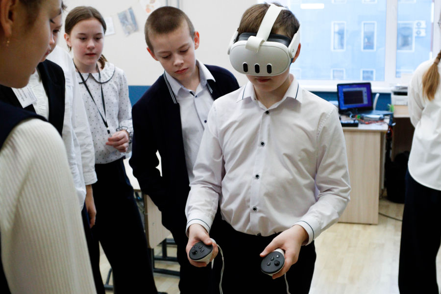 Технический университет провел День науки в инженерном лицее «Омавиат» Технический университет провел День науки в инженерном лицее «Омавиат»