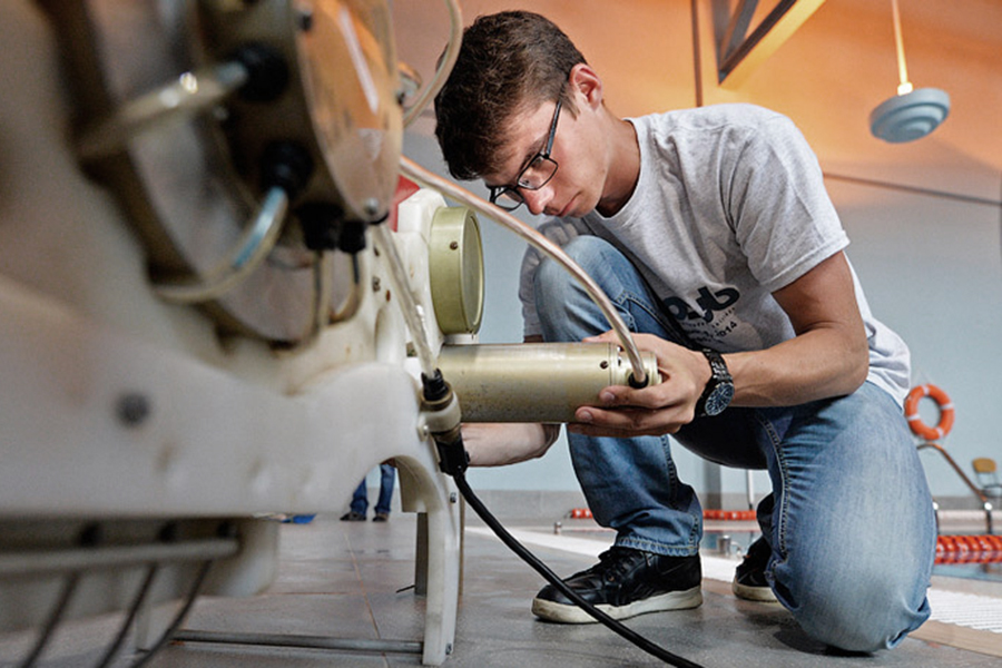 Российские вузы объединились для развития робототехники Российские вузы объединились для развития робототехники