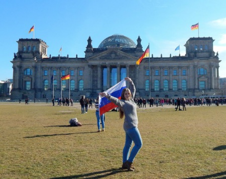 Ассистент кафедры «ГМУ и ТД» выиграла грант на стажировку в аспирантуре в Чешской республике Ассистент кафедры «ГМУ и ТД» выиграла грант на стажировку в аспирантуре в Чешской республике