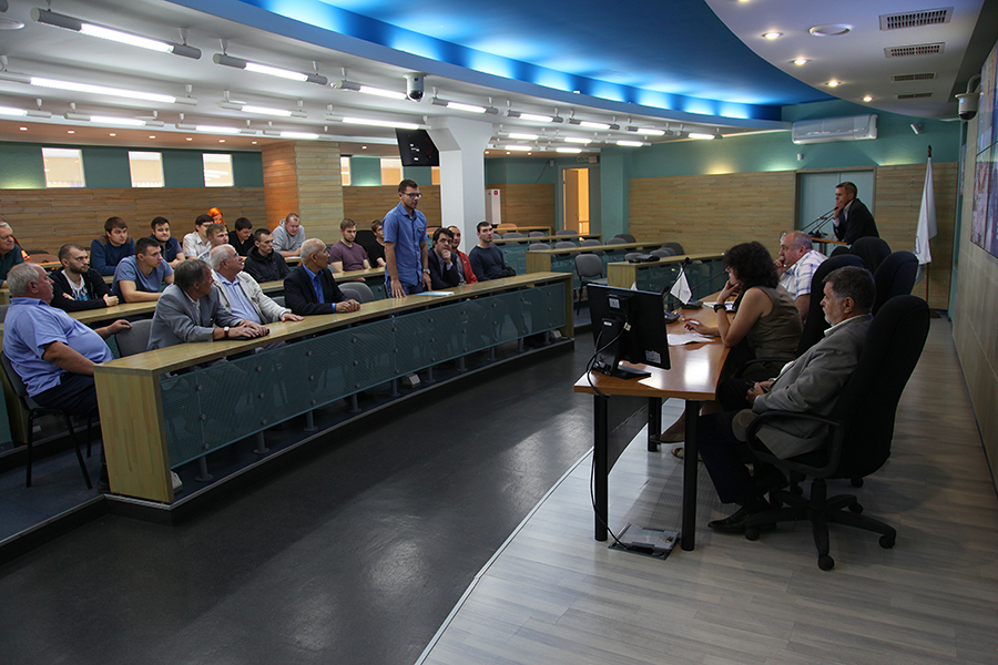 Роскосмос поставил перед ОмГТУ прицельную задачу Роскосмос поставил перед ОмГТУ прицельную задачу